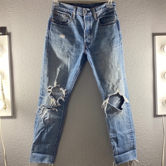 Levi’s 501 Skinny Slim Straight High Rise Jeans - Picture 4 of 13